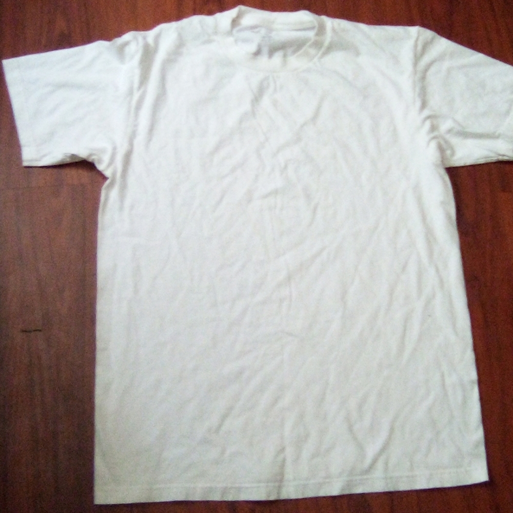 White t shirt
